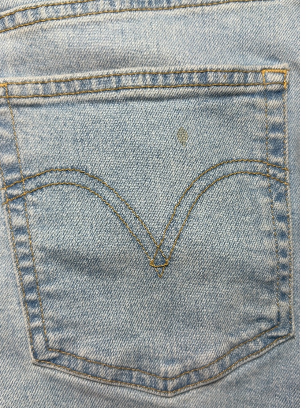 Levi’s Ribcage Button Fly Women’s Jeans 30x32 - Picture 8 of 9